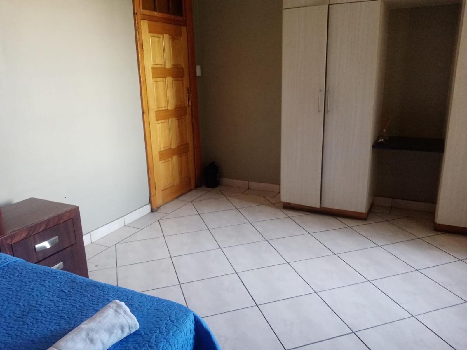 Ebony Guest House Претория Екстериор снимка